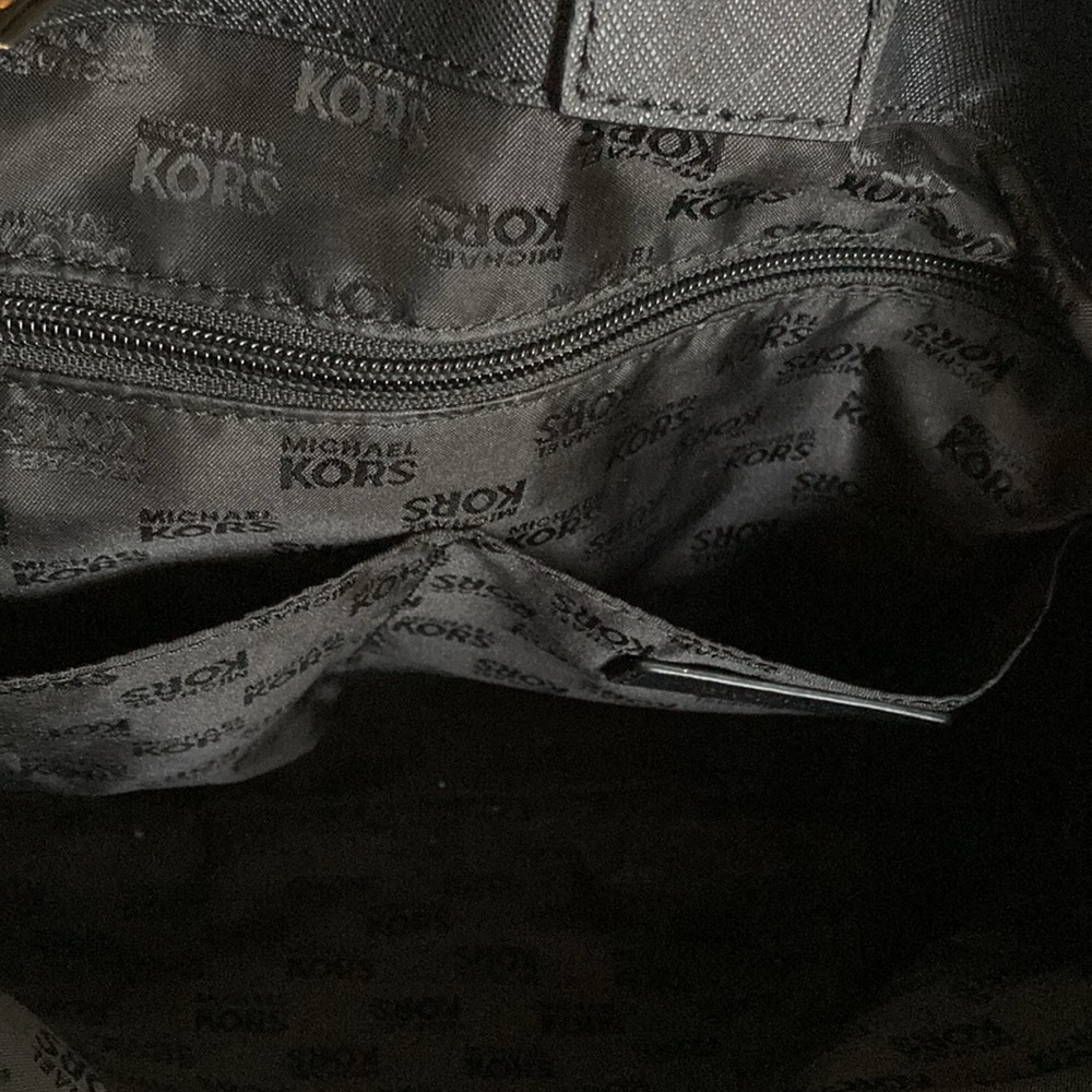Michael Kors Chain Shoulder Handbag - Picture 11 of 16